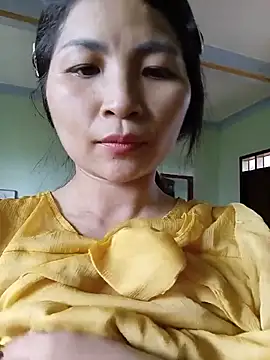 Snapshot of -milk-milk chatting on 06.26.26 -milk-milk online show from 06.26.26