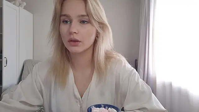 BloomMoon online show from 07.11.26