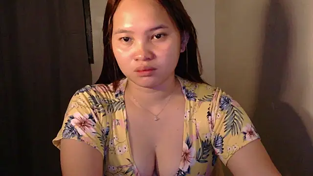 Snapshot of Fhwilloughbyxx chatting on 07.27.26 Fhwilloughbyxx online show from 07.27.26