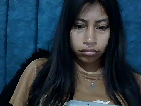 Pocahontas Honey online show from 07.09.26