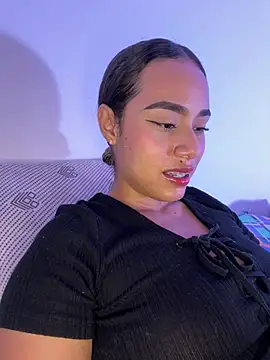 Snapshot of sheyla_sweet chatting on 07.24.26 sheyla sweet online show from 07.24.26