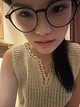 Snapshot of yanzi520 chatting on 07.19.26 yanzi520 online show from 07.19.26