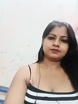 Snapshot of Shy_Girl_Nisha chatting on 07.28.26 Shy Girl Nisha online show from 07.28.26