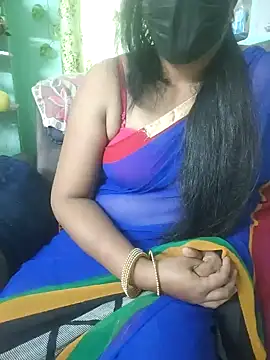 Snapshot of Zaara-Rose chatting on 07.29.26 Zaara-Rose online show from 07.29.26