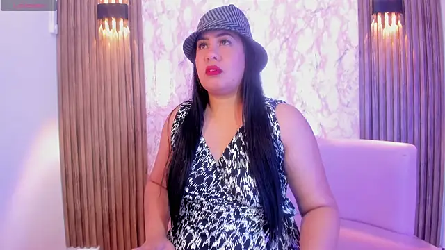 Pandora Wang online show from 07.03.26
