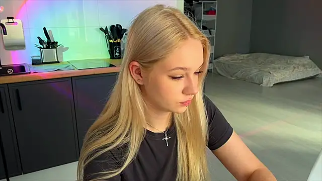 MichelleMargiela online show from 07.14.26