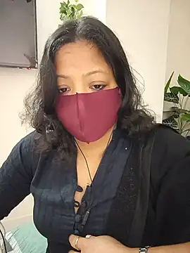 Snapshot of Cute_Ishita103 chatting on 07.17.26 Cute Ishita103 online show from 07.17.26