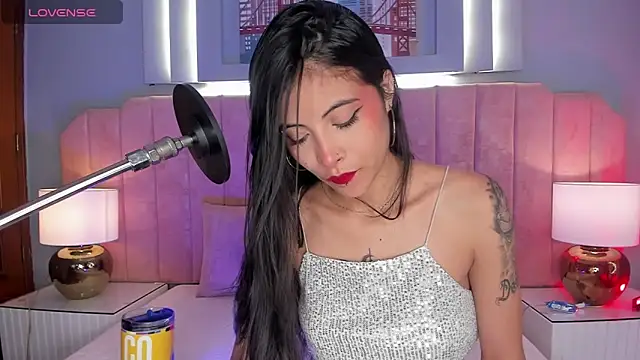 shelley-fox online show from 07.05.26