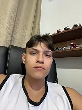 DilanMiller  online show from 07.08.26