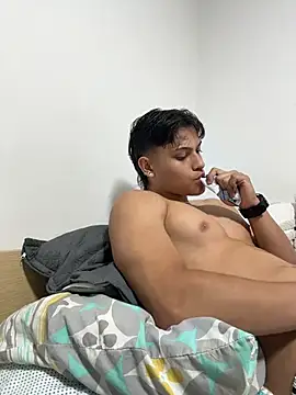 DilanMiller  online show from 07.20.26
