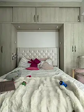 OliviaLuuxe online show from 07.27.26