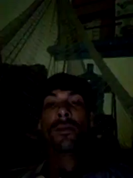 Snapshot of Dnyelguevara92 chatting on 06.20.26 Dnyelguevara92 online show from 06.20.26