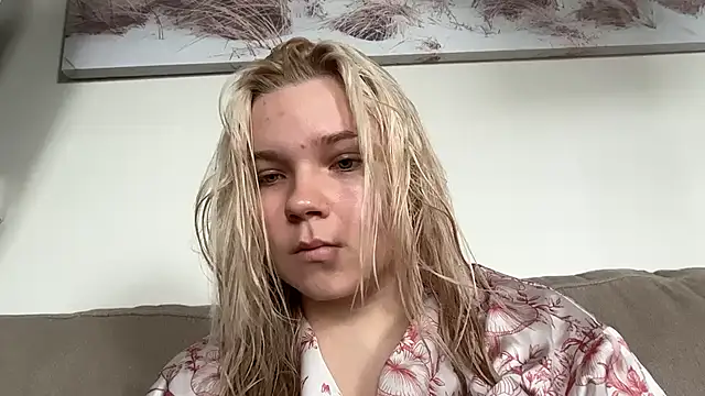 Laveliari online show from 06.20.26