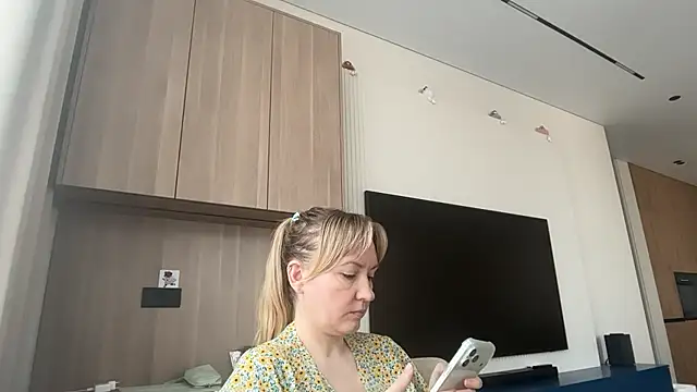 Dorielle online show from 06.26.26