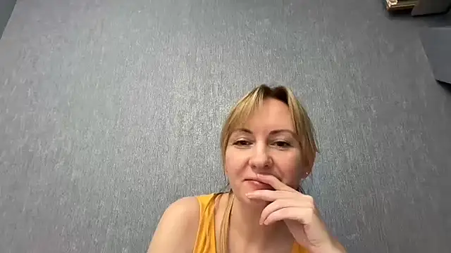 Dorielle online show from 07.10.26