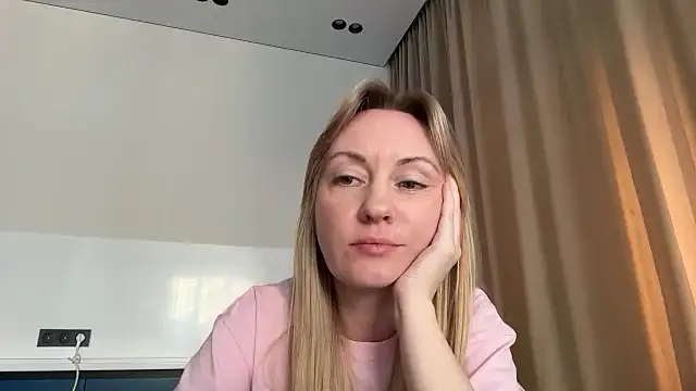 Dorielle online show from 07.14.26