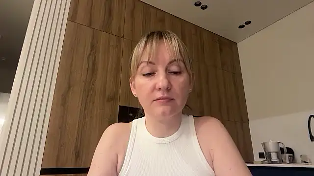 Dorielle online show from 07.15.26