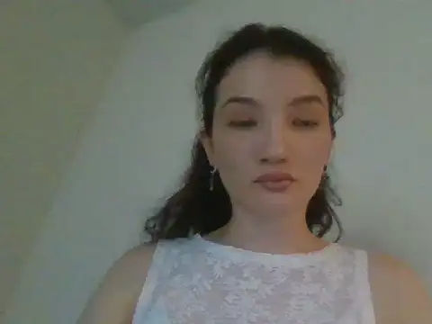 Snapshot of Calenyagi chatting on 06.25.26 Calenyagi online show from 06.25.26