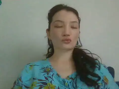Snapshot of Calenyagi chatting on 07.14.26 Calenyagi online show from 07.14.26