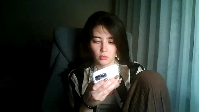 Snapshot of Joreliama chatting on 07.24.26 Joreliama online show from 07.24.26
