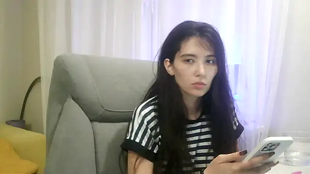 Snapshot of Joreliama chatting on 07.26.26 Joreliama online show from 07.26.26
