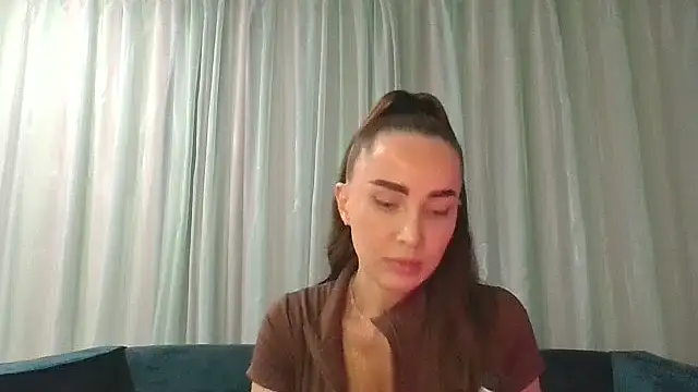 Snapshot of Zorelia chatting on 06.24.26 Zorelia online show from 06.24.26