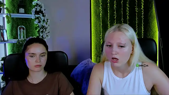 Snapshot of vanesa_lux chatting on 07.03.26 vanesa lux online show from 07.03.26