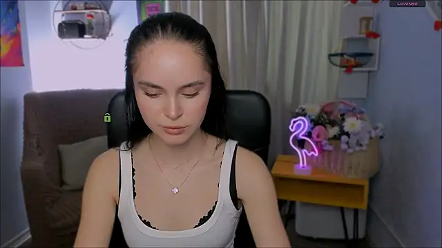 Snapshot of vanesa_lux chatting on 07.17.26 vanesa lux online show from 07.17.26