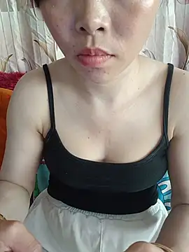 AvaRoyale online show from 07.05.26