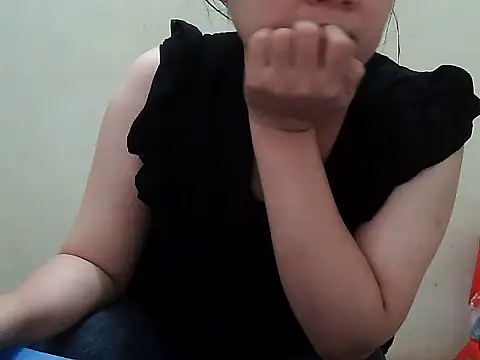 Snapshot of Mina-sesy chatting on 06.26.26 Mina-sesy online show from 06.26.26