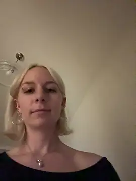 Snapshot of Naomi_Nocturn chatting on 07.04.26 Naomi Nocturn online show from 07.04.26