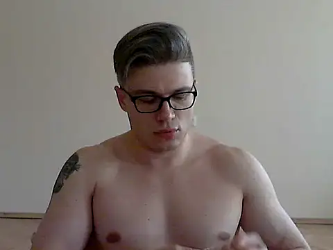 Snapshot of thuglife26 chatting on 07.25.26 thuglife26 online show from 07.25.26
