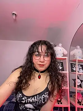 Snapshot of Doll_Morte chatting on 07.07.26 Doll Morte online show from 07.07.26