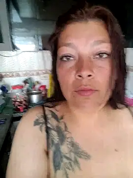 Snapshot of CurvyMilen chatting on 07.27.26 CurvyMilen online show from 07.27.26