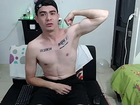 Zac Efront online show from 07.20.26