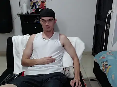 Zac Efront online show from 07.26.26
