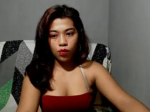 LynsKaye online show from 07.02.26