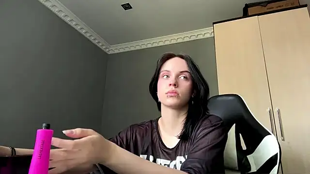 martinienjoyer online show from 07.05.26