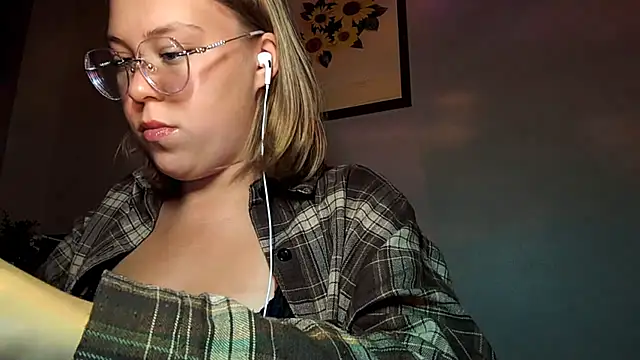 Snapshot of MarylnKrammes chatting on 07.06.26 MarylnKrammes online show from 07.06.26