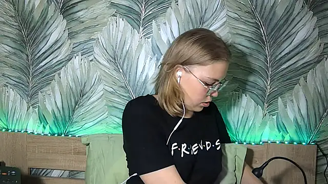 Snapshot of MarylnKrammes chatting on 07.13.26 MarylnKrammes online show from 07.13.26