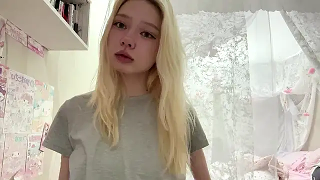 LinaFloww online show from 07.06.26