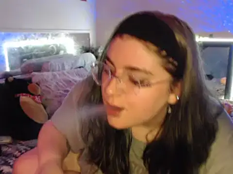 starfucker420XO online show from 07.07.26