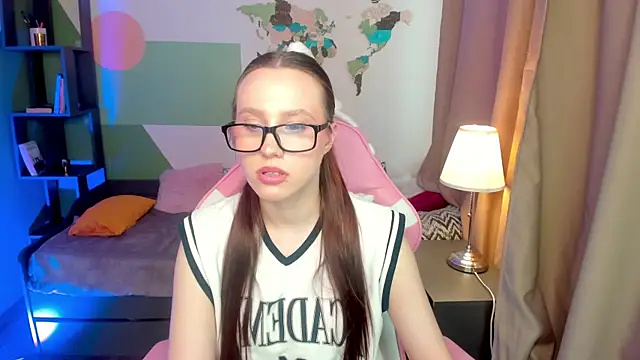 Bella Sage online show from 07.04.26