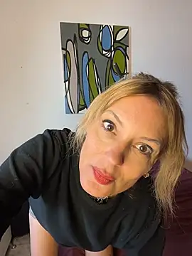 GeraldineDeluca online show from 06.25.26