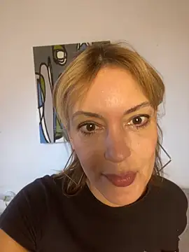 GeraldineDeluca online show from 07.06.26