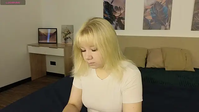 Soffa Mitchell online show from 07.23.26