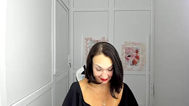 OliviaKateee online show from 07.17.26