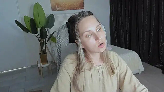 ErinWise online show from 07.28.26