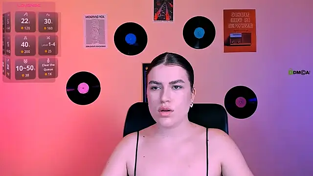 emma dark   online show from 06.25.26