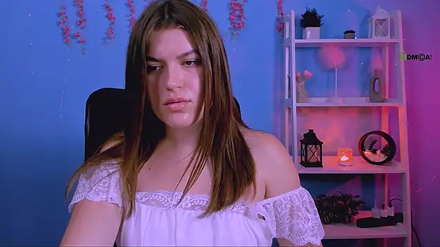 emma dark   online show from 07.18.26